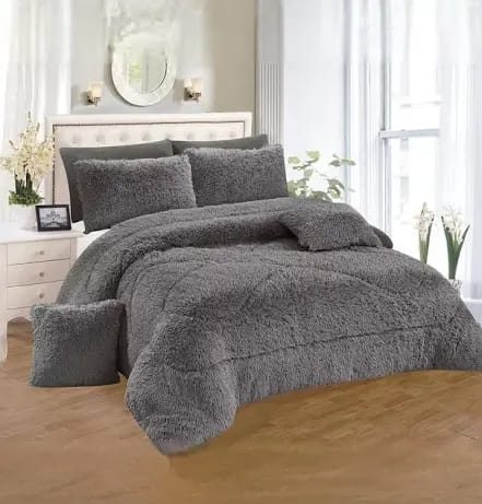 6pc Luxury designs Velvet plush Fluffy Duvet set