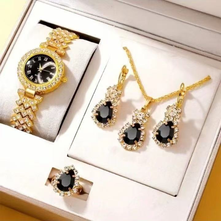 Golden luxury jewelry Gift set